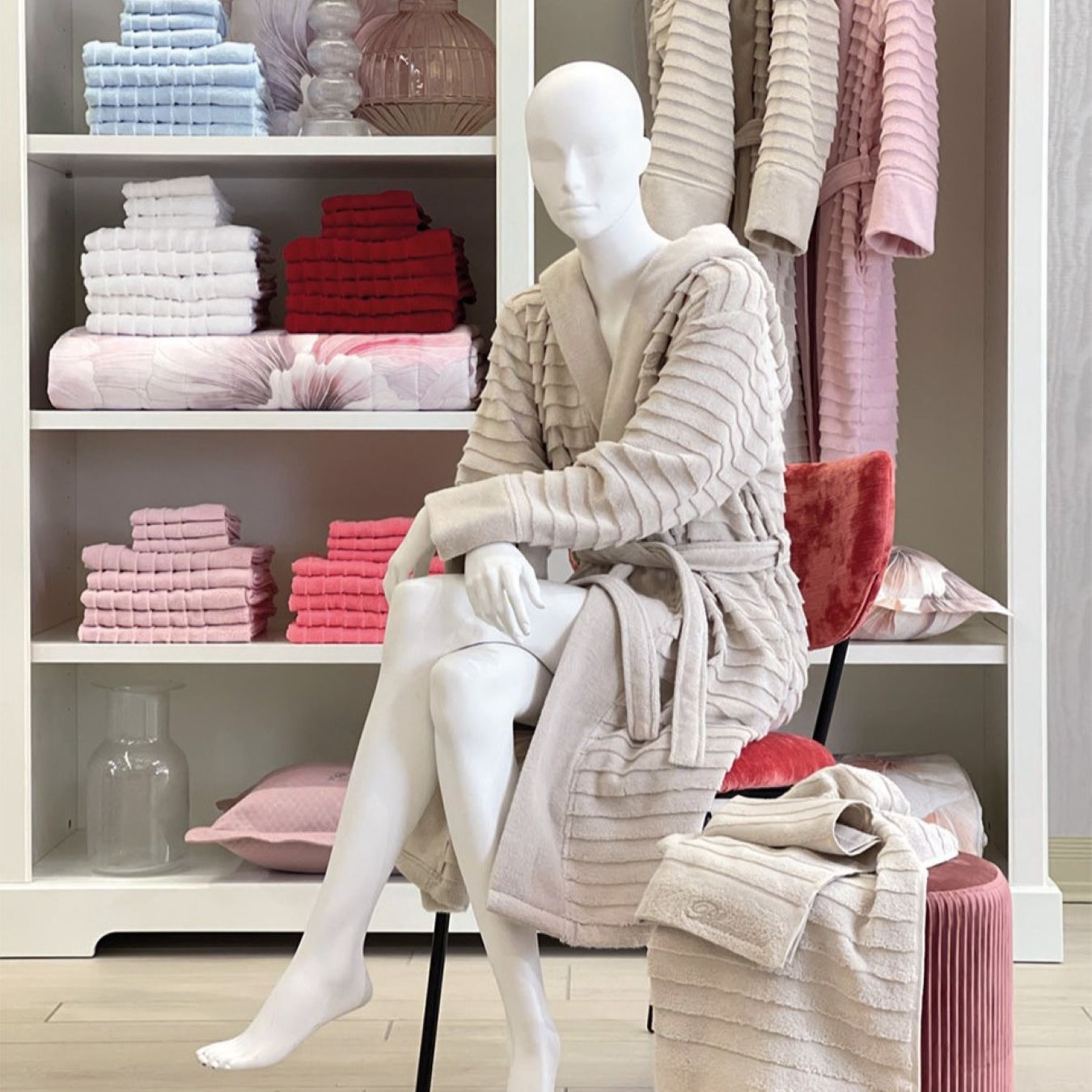 01376 -- 000 (1469) Accappatoio mademoiselle - immagine 1